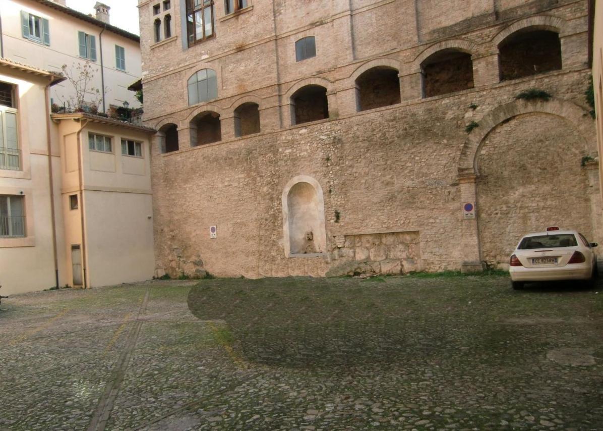 Appartamento Central Palace Spoleto Kültér fotó